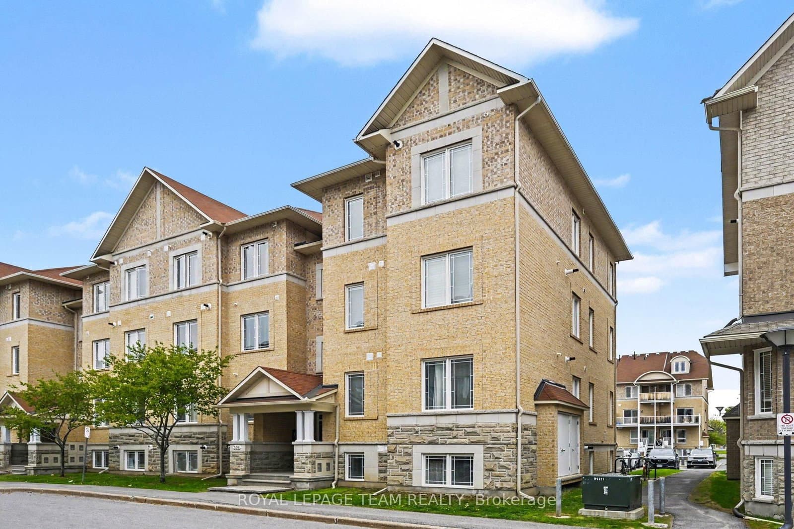 1 - 304 Paseo Private, Ottawa, ON — photo 1