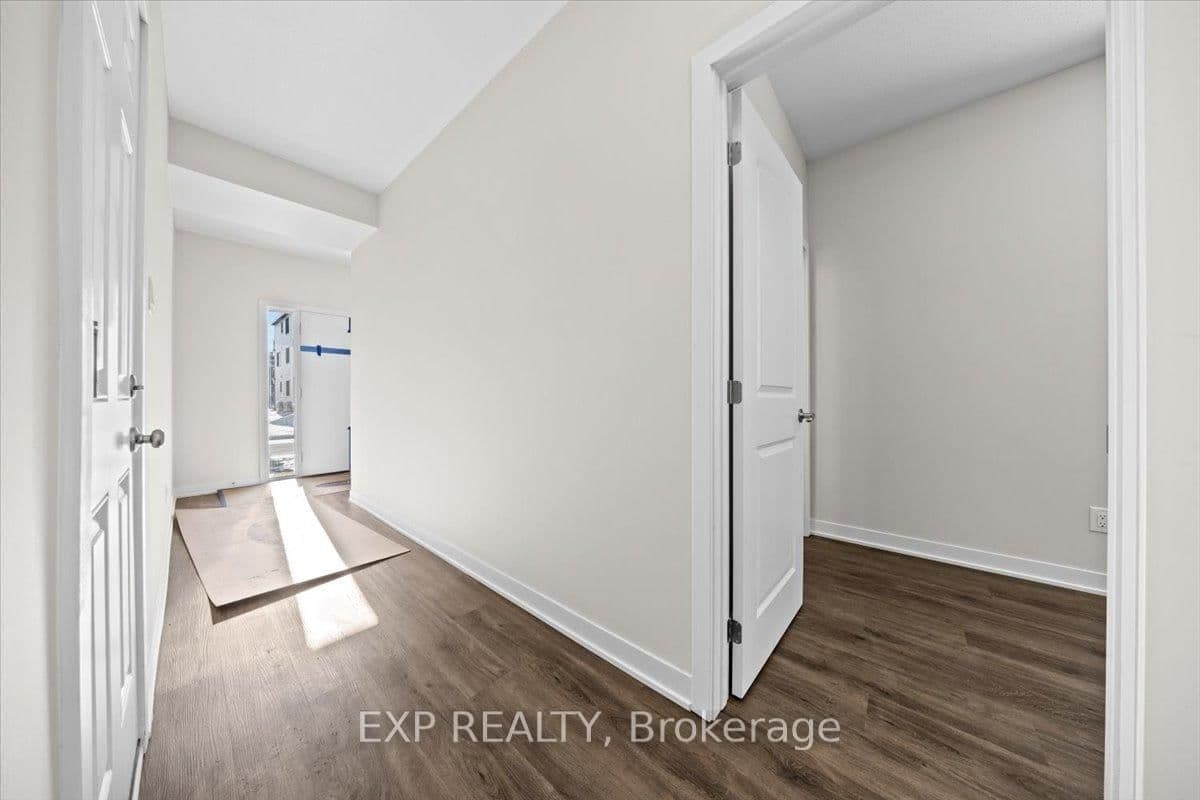 314 John Kim Bell Private, Ottawa, ON — photo 3