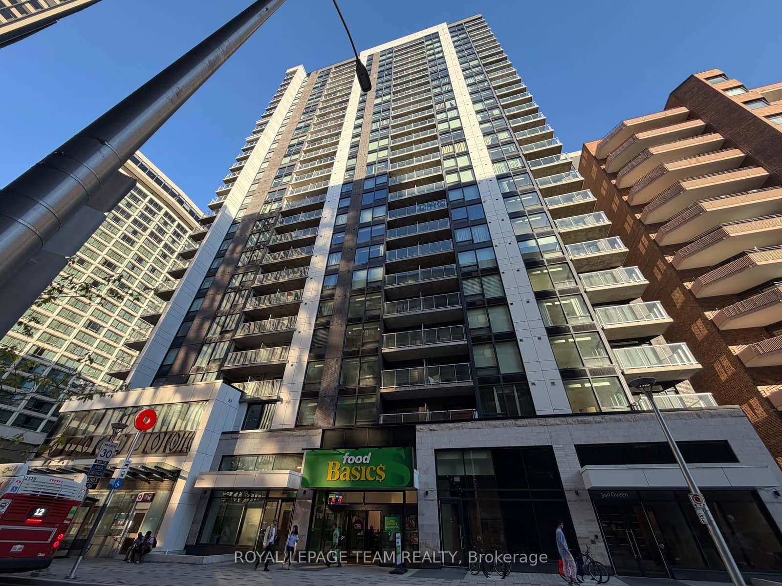 2402 - 340 Queen Street, Ottawa, ON