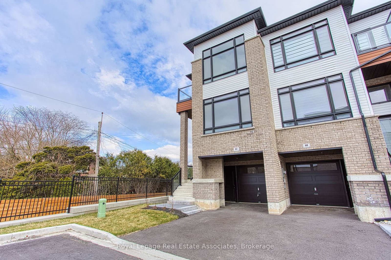 62 Sidney Rose Common, St. Catharines, ON — photo 2