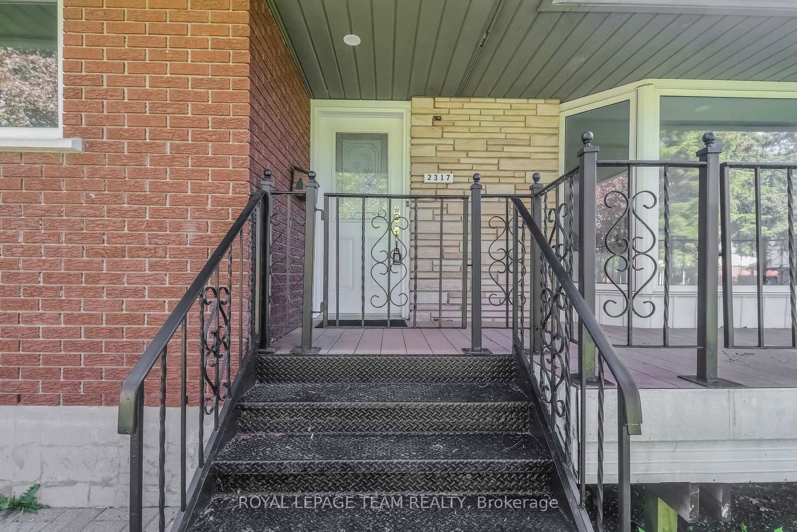 2317 Elmira Drive, Ottawa, ON — photo 2
