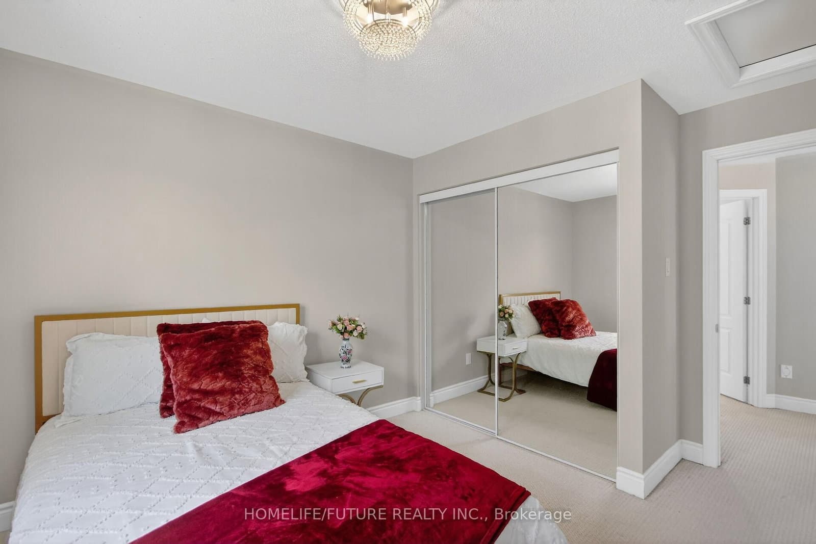644 Dundonald Drive, Ottawa, ON — photo 36