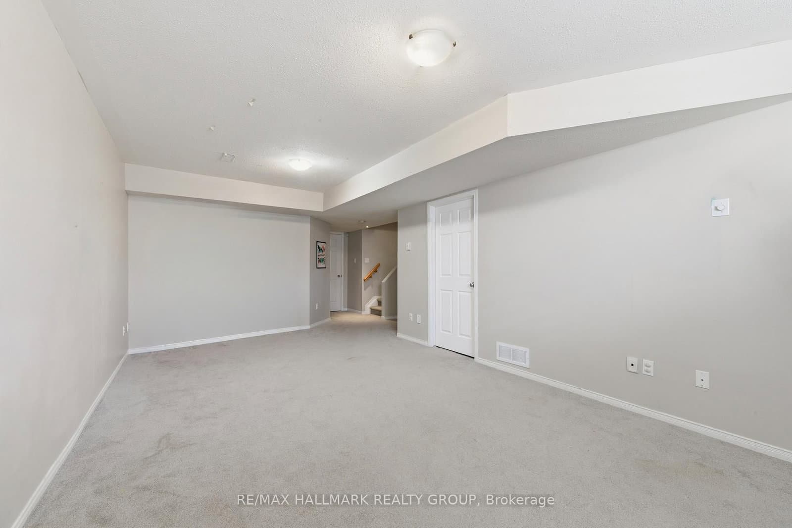 2208 Brockstone Crescent, Ottawa, ON — photo 27