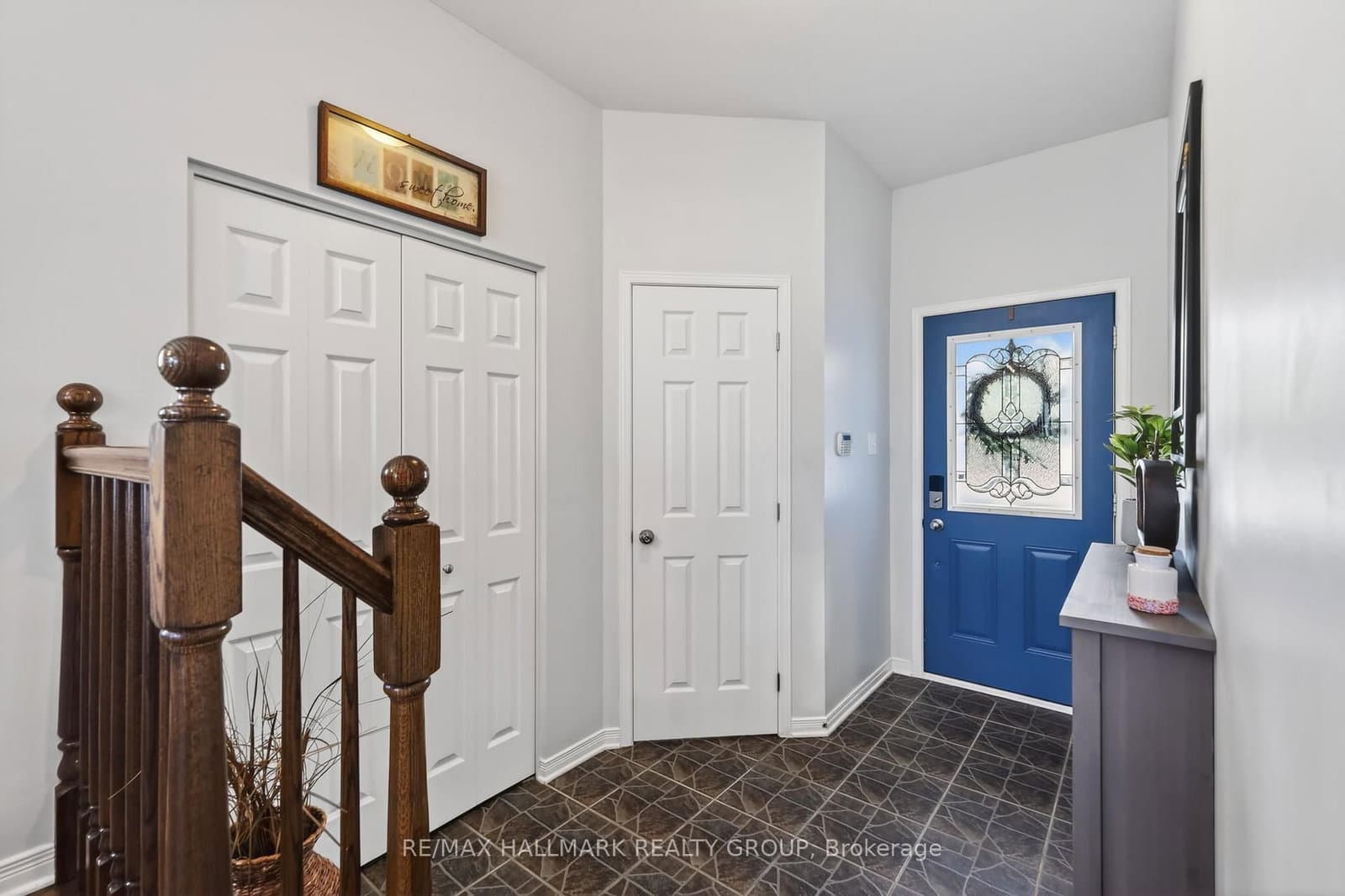 369 Rolling Meadow Crescent, Ottawa, ON — photo 3