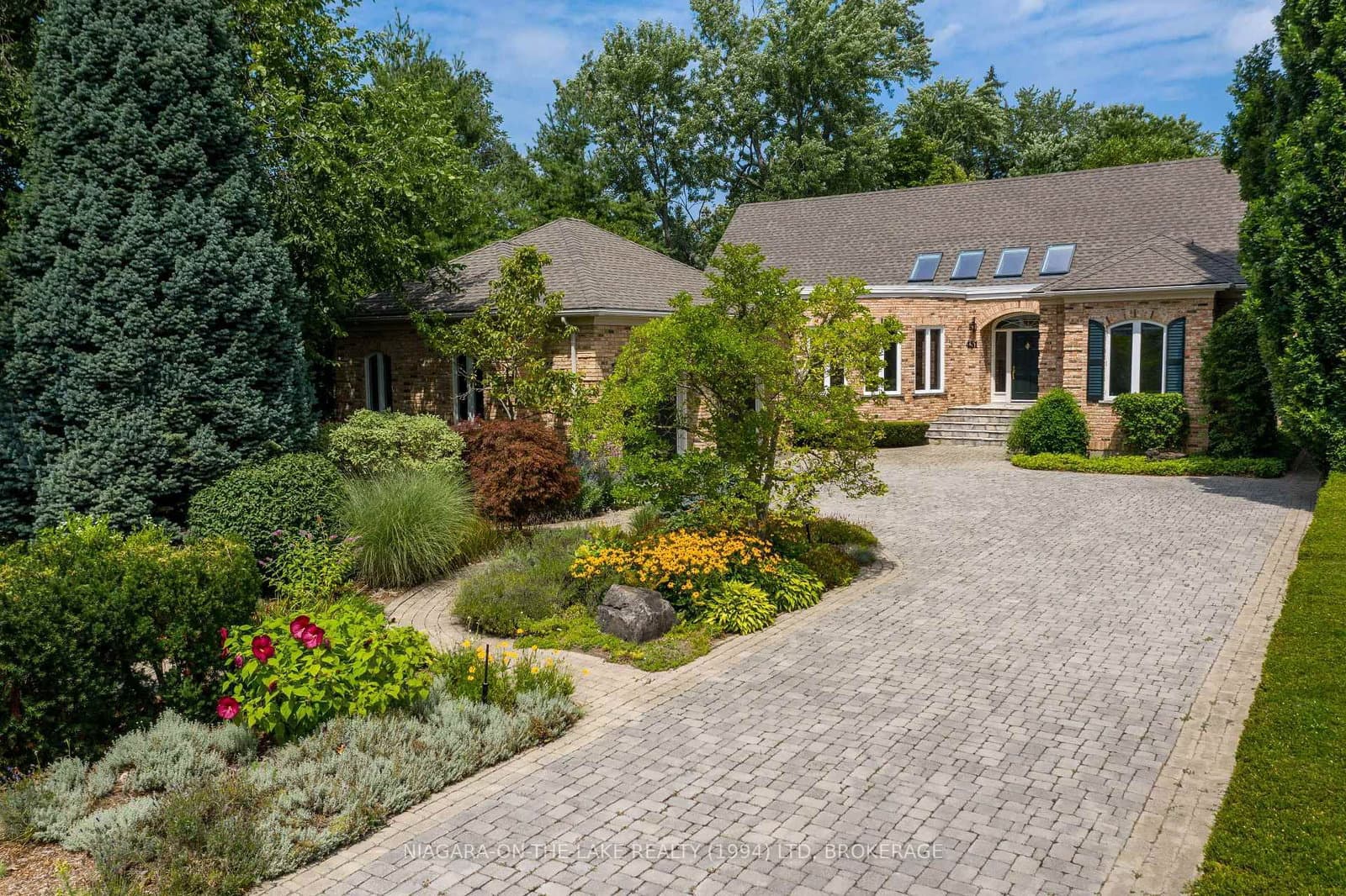 451 GAGE Street, Niagara-on-the-Lake, ON — photo 2