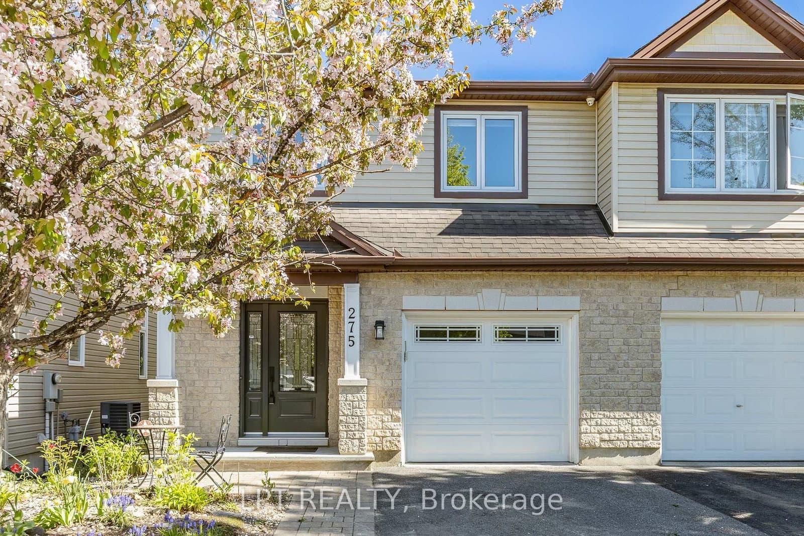275 Tewsley Drive, Ottawa, ON