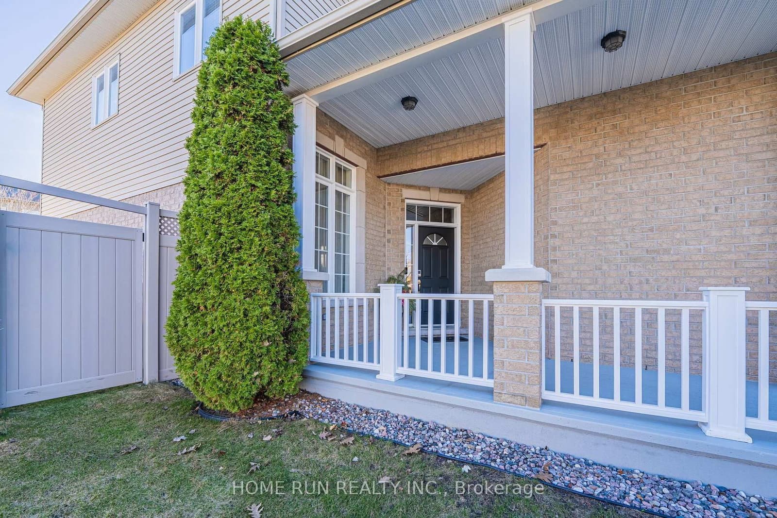 131 Kinghaven Crescent, Ottawa, ON — photo 3