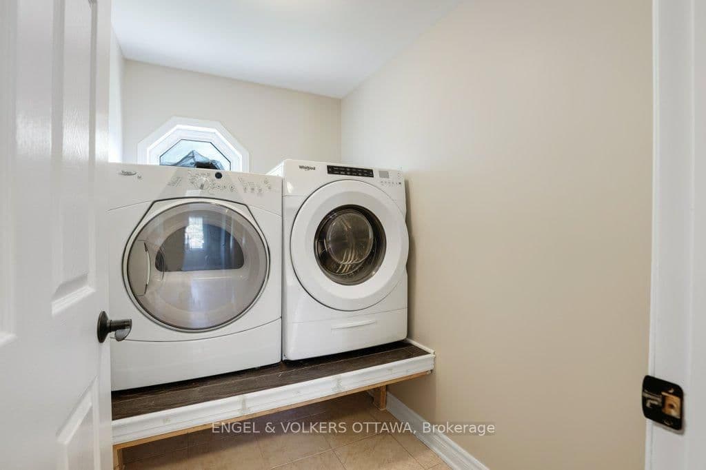 23 Biscayne Crescent, Ottawa, ON — photo 27