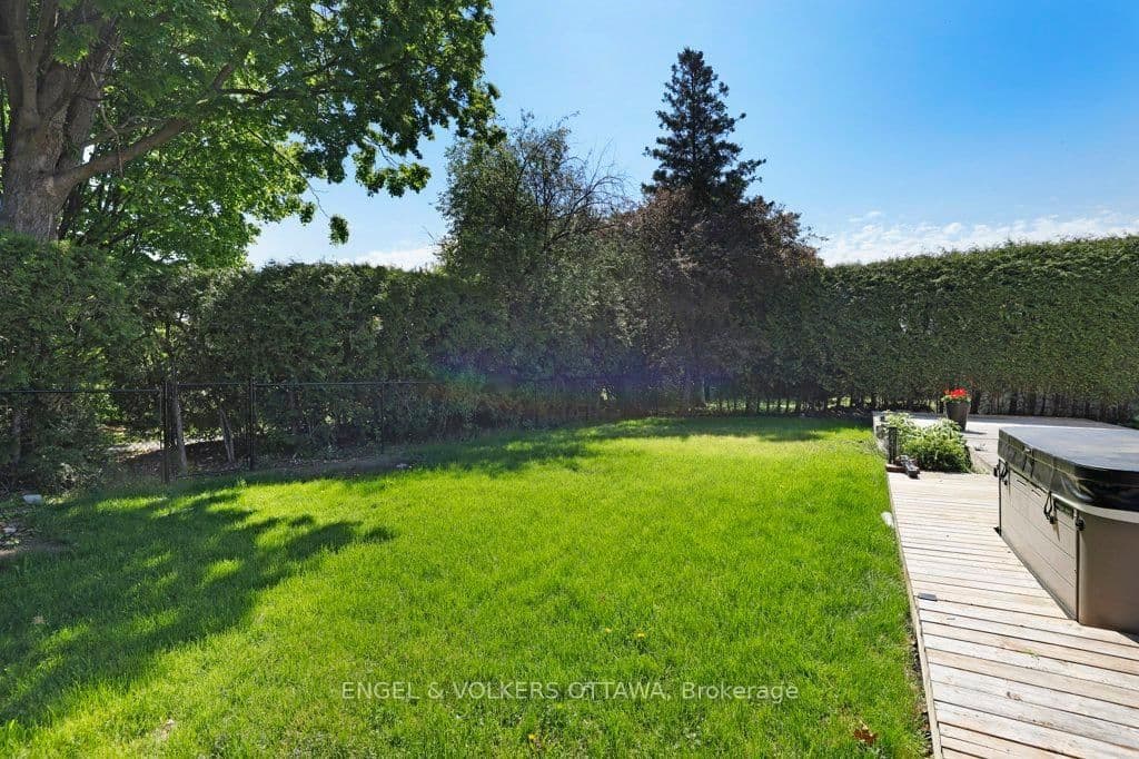 23 Biscayne Crescent, Ottawa, ON — photo 36