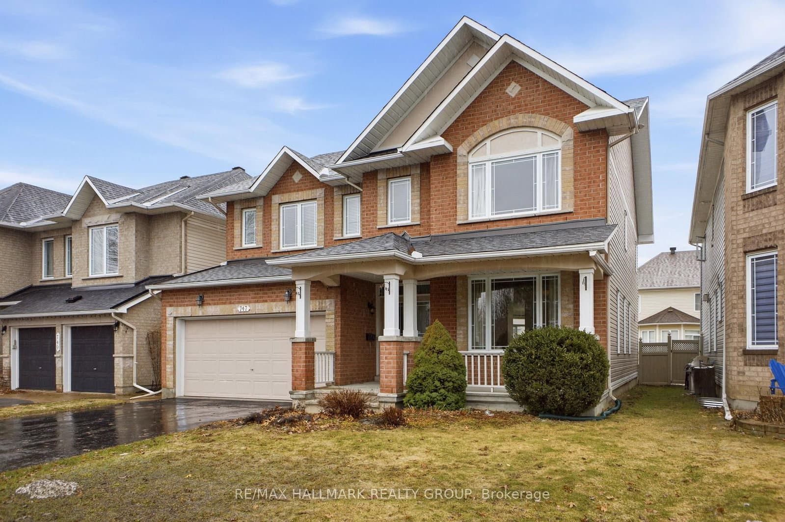 747 Larcastle Circle, Ottawa, ON — photo 2