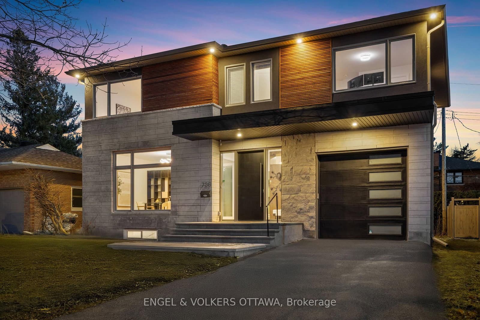 736 Sherbourne Road, Ottawa, ON