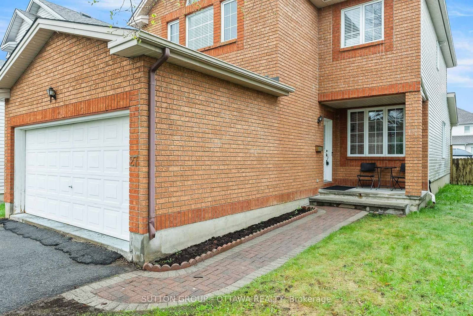 27 Nairn Street, Kanata, ON — photo 4