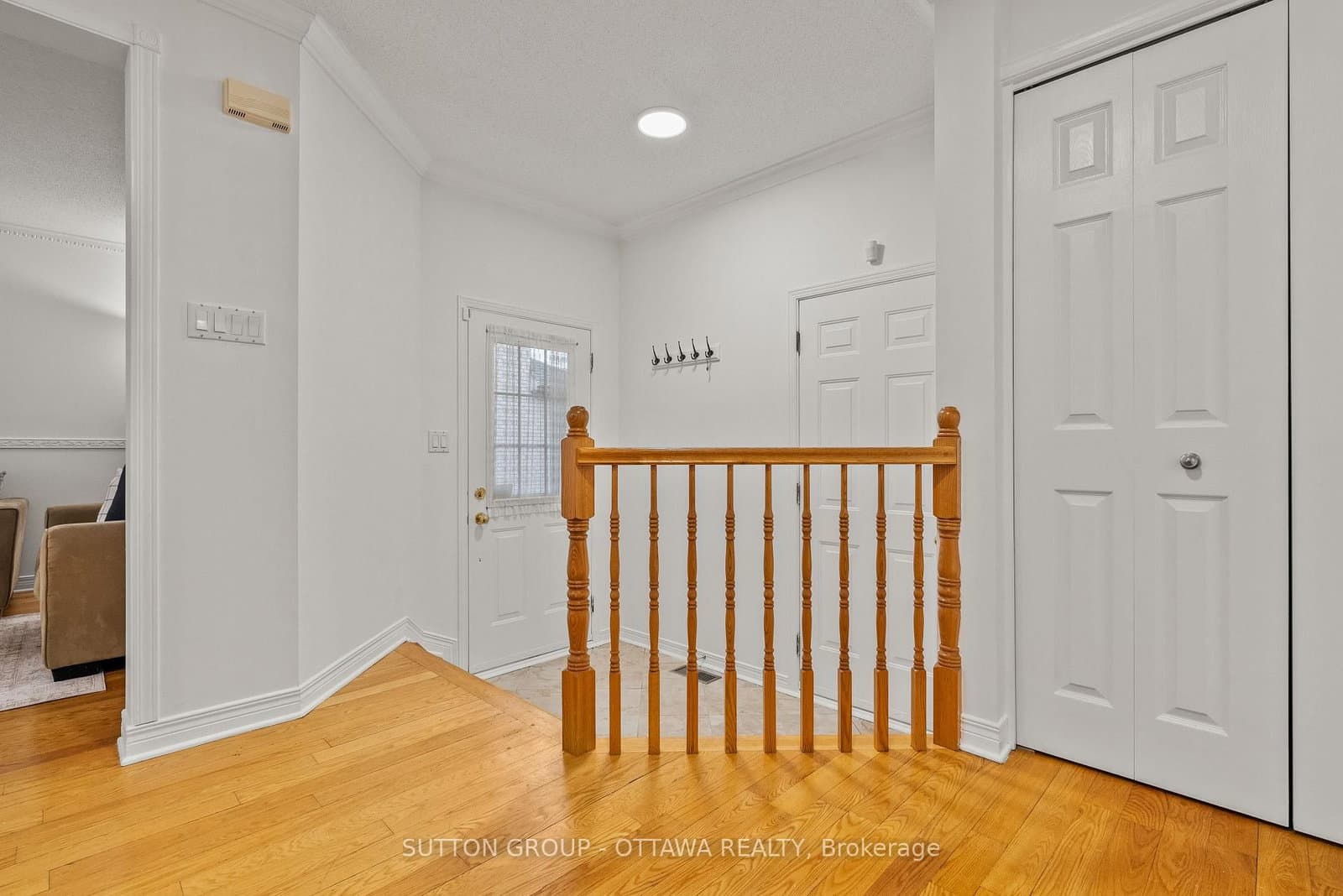 27 Nairn Street, Kanata, ON — photo 5