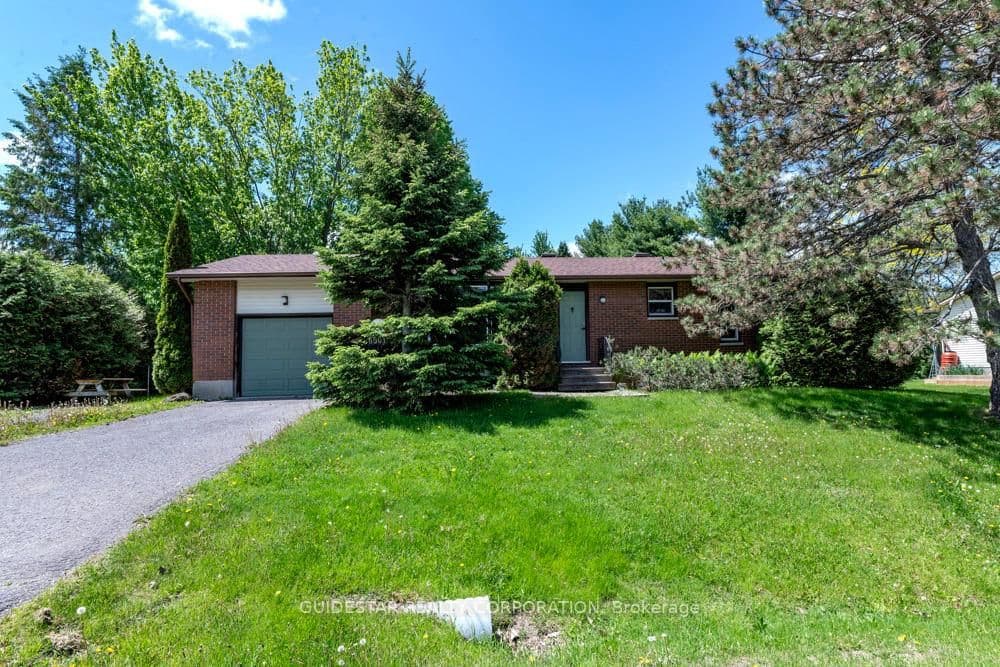 6501 Doctor Blair Crescent, North Gower, ON