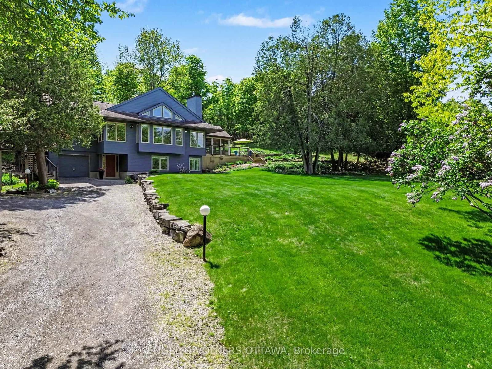 4637 Northwoods Drive, Ottawa, ON — photo 2