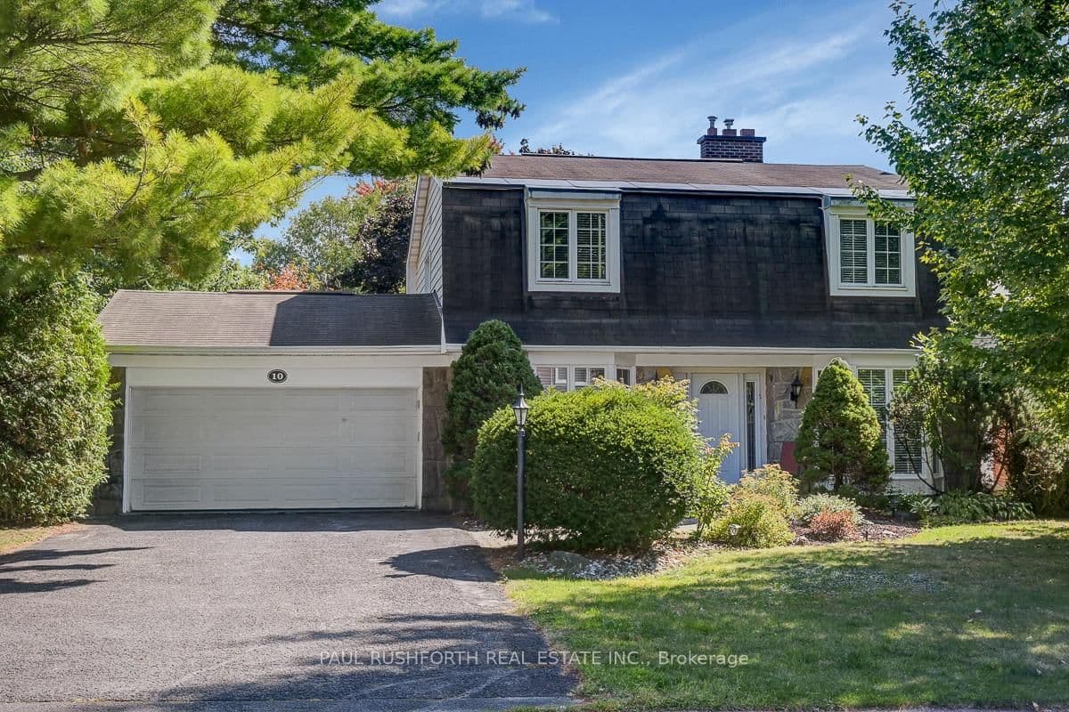10 Cosburn Avenue, Ottawa, ON