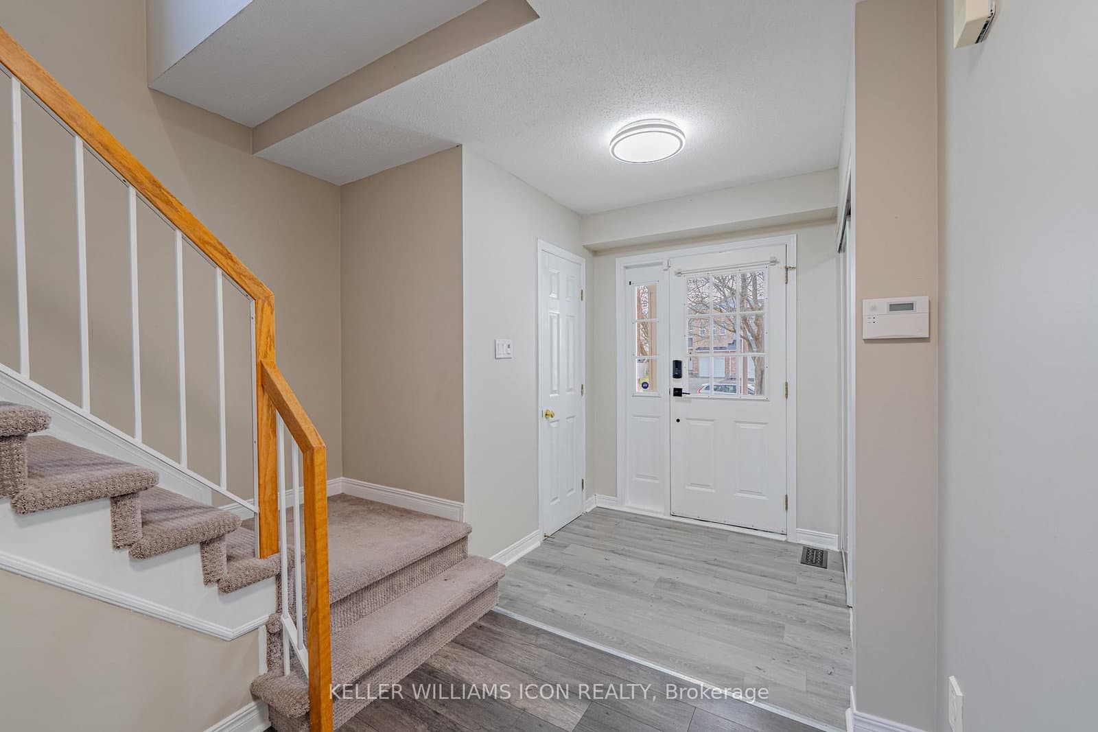 48 Blackdome Crescent, Ottawa, ON — photo 2