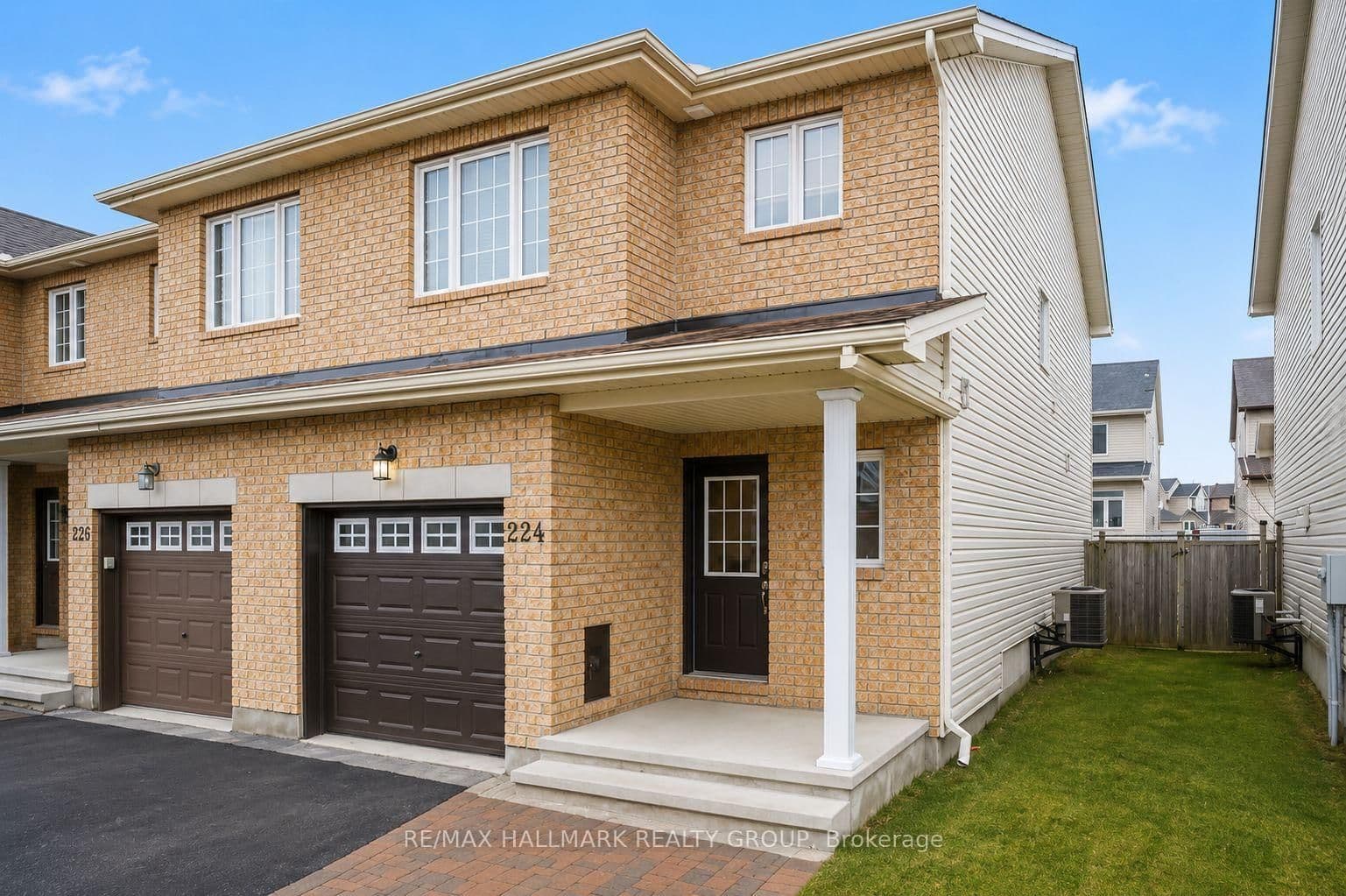 224 Lamplighters Drive, Ottawa, ON — photo 2