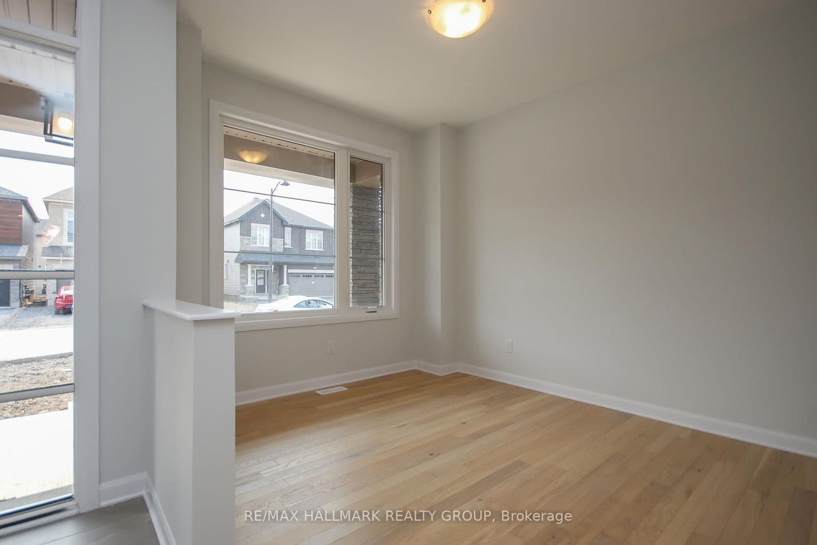 613 IDYLLIC Terrace, Ottawa, ON — photo 2