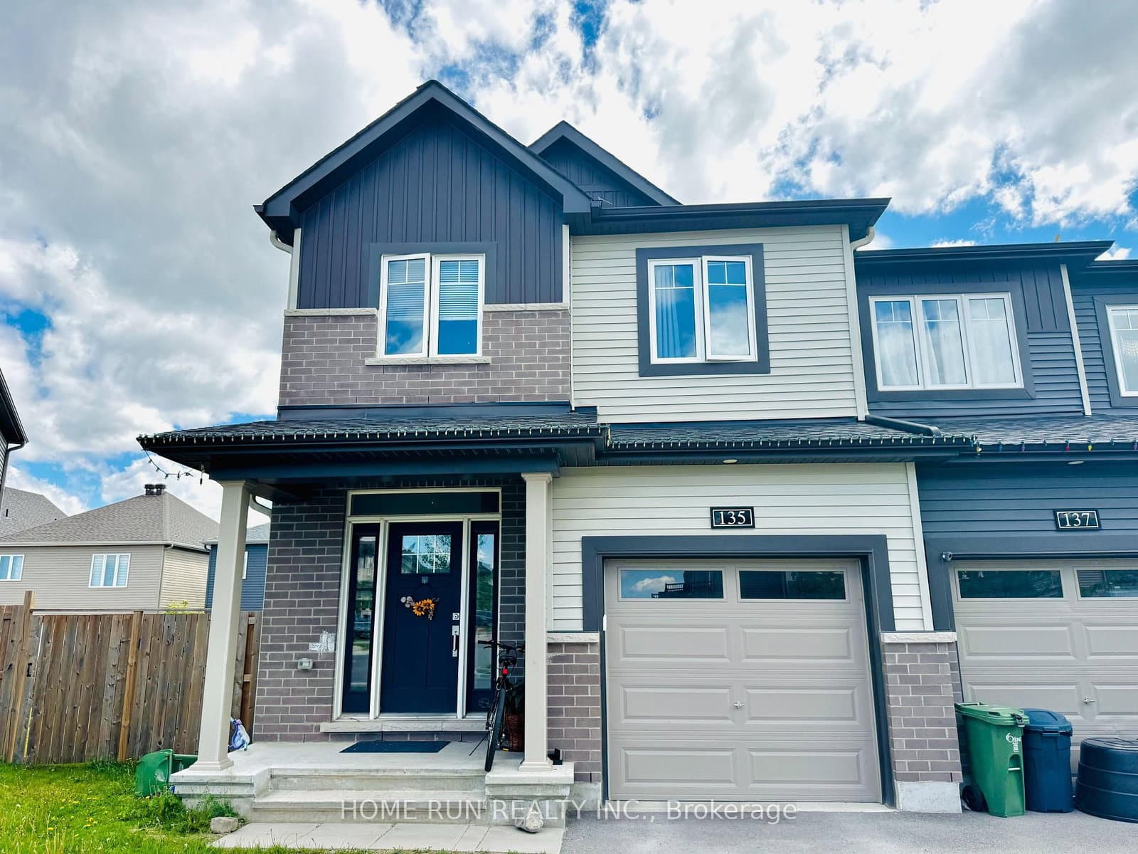 135 Teelin Circle, Ottawa, ON