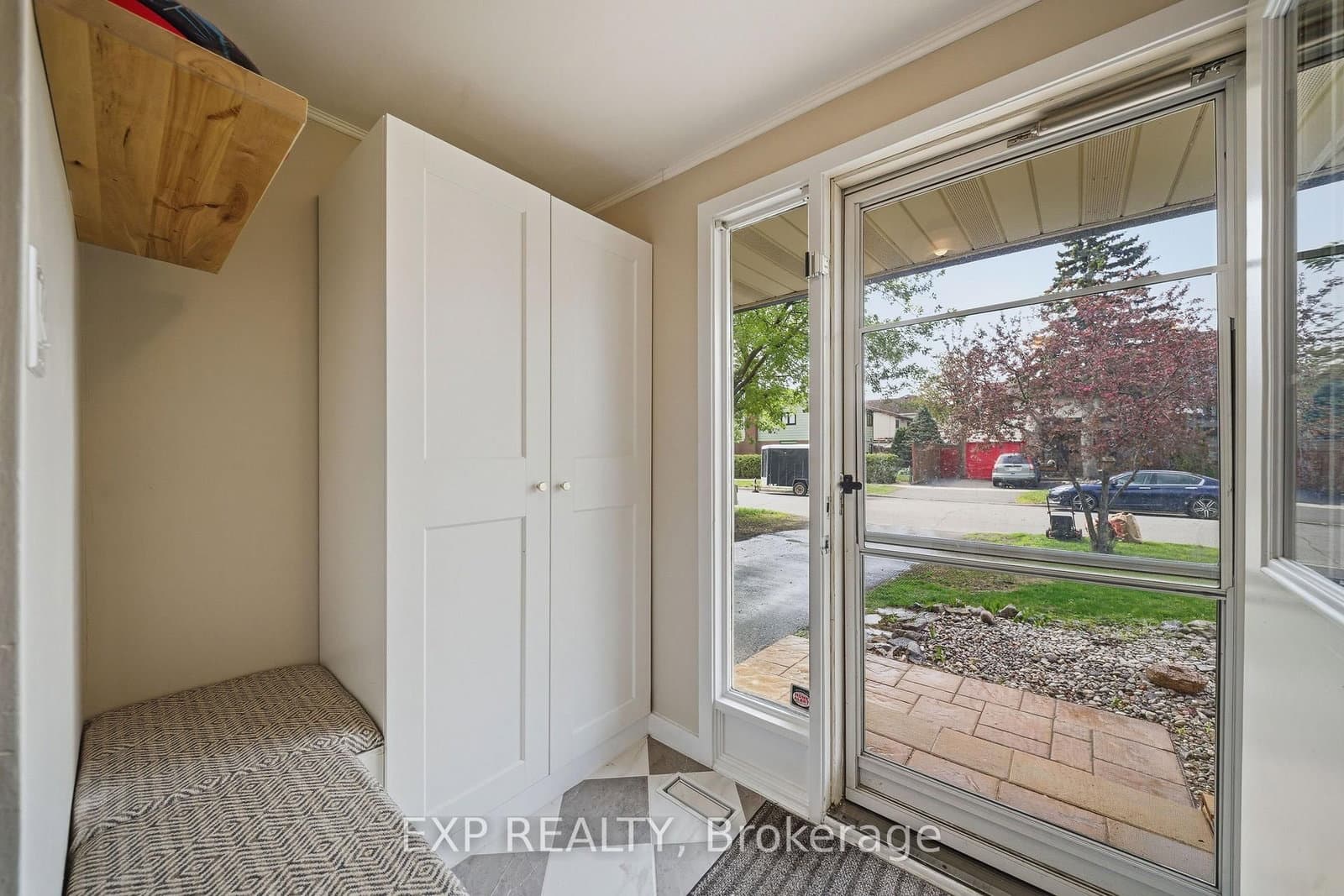 2333 Cotters Crescent, Ottawa, ON — photo 2