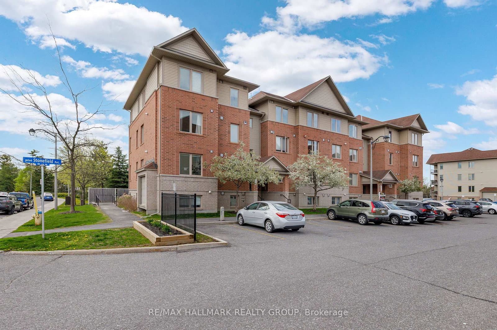 6 - 500 Stonefield Private, Ottawa, ON