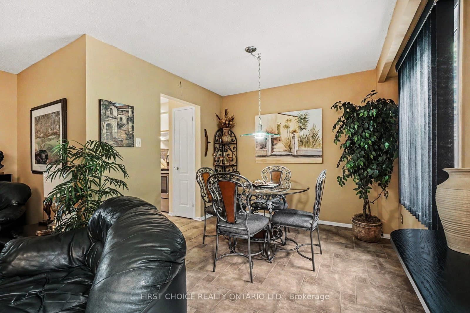 34 - 1793 Axminster Court, Ottawa, ON — photo 3