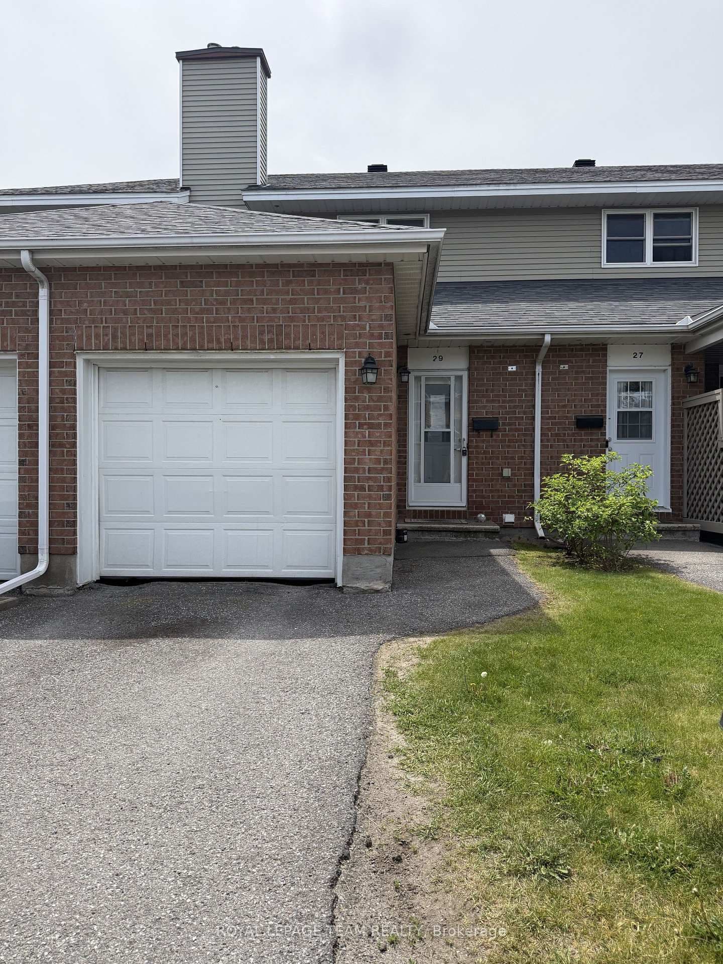 29 Bentbrook Crescent, Ottawa, ON — photo 2