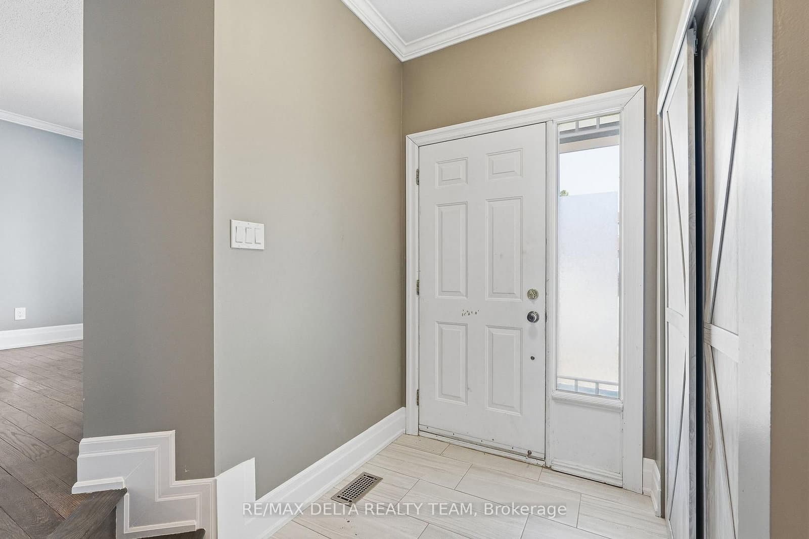 939 Cahill Drive, Ottawa, ON — photo 5