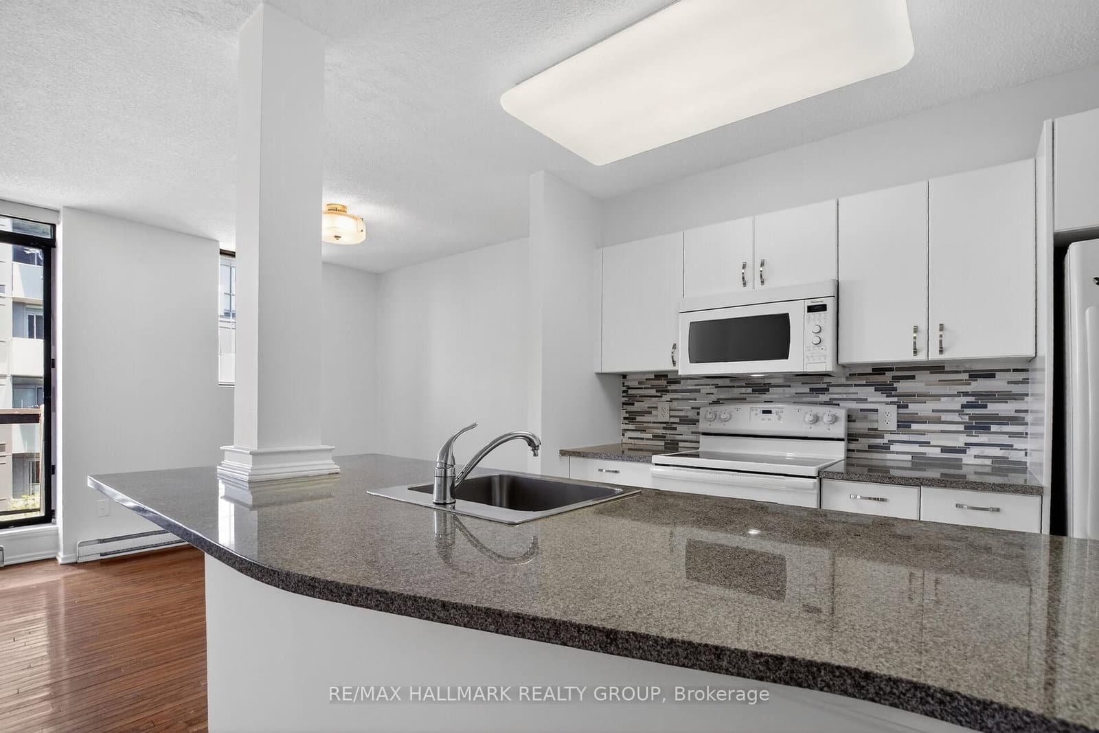 602 - 191 Parkdale Avenue, Ottawa, ON — photo 18