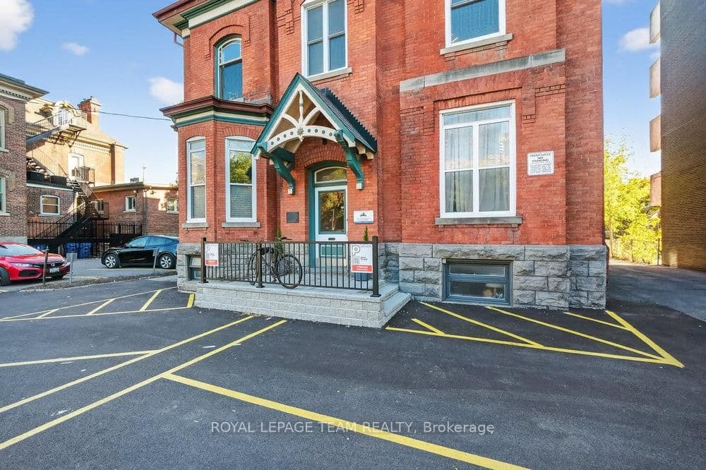 260 Somerset Street, Ottawa, ON — photo 2