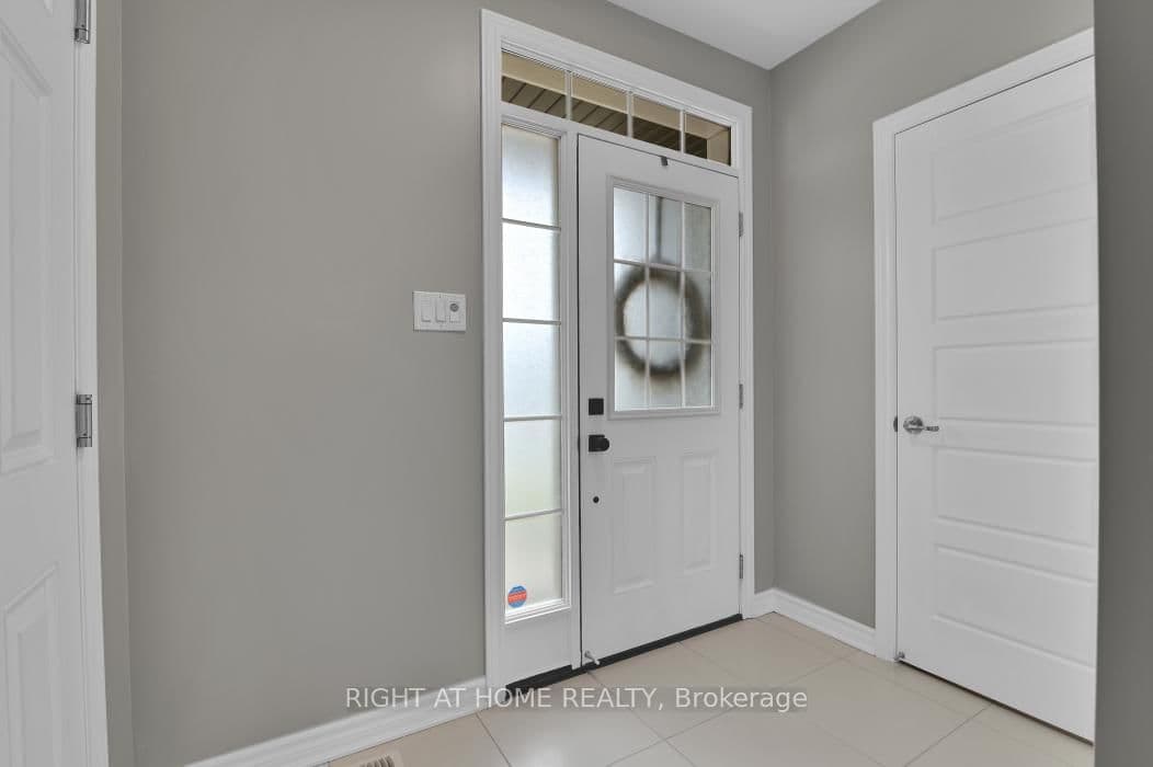 359 Willow Aster Circle, Ottawa, ON — photo 2
