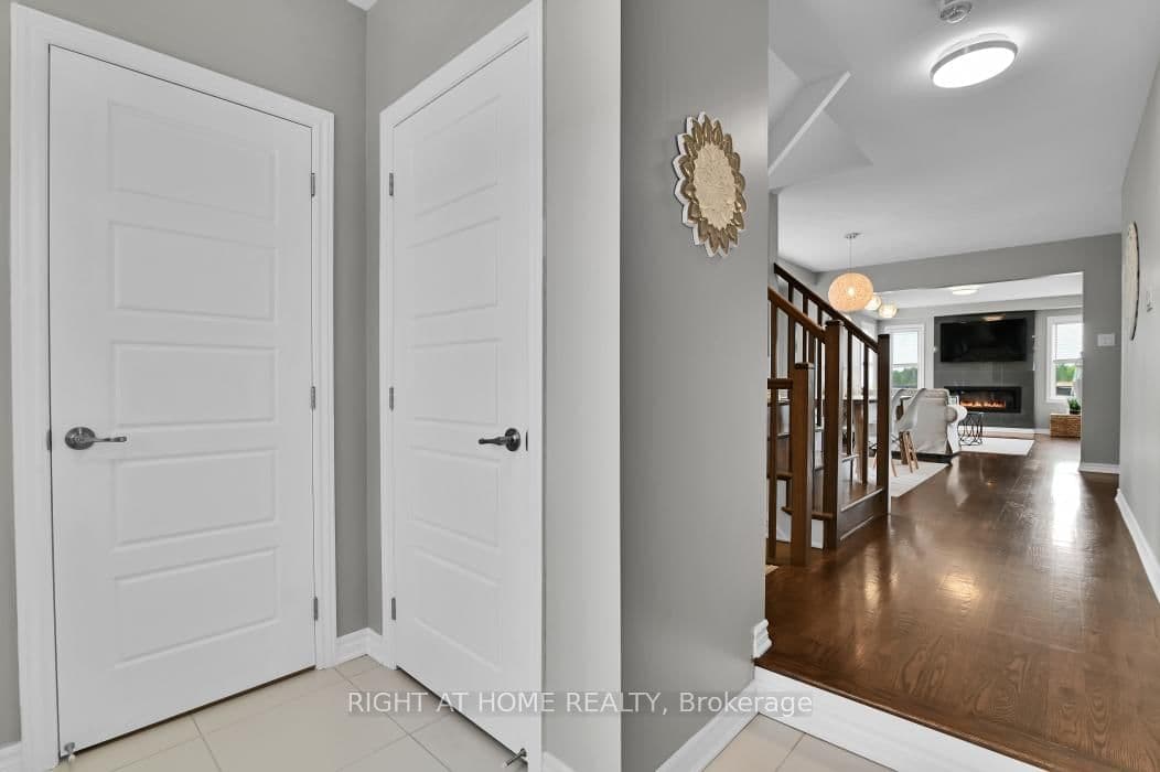 359 Willow Aster Circle, Ottawa, ON — photo 3