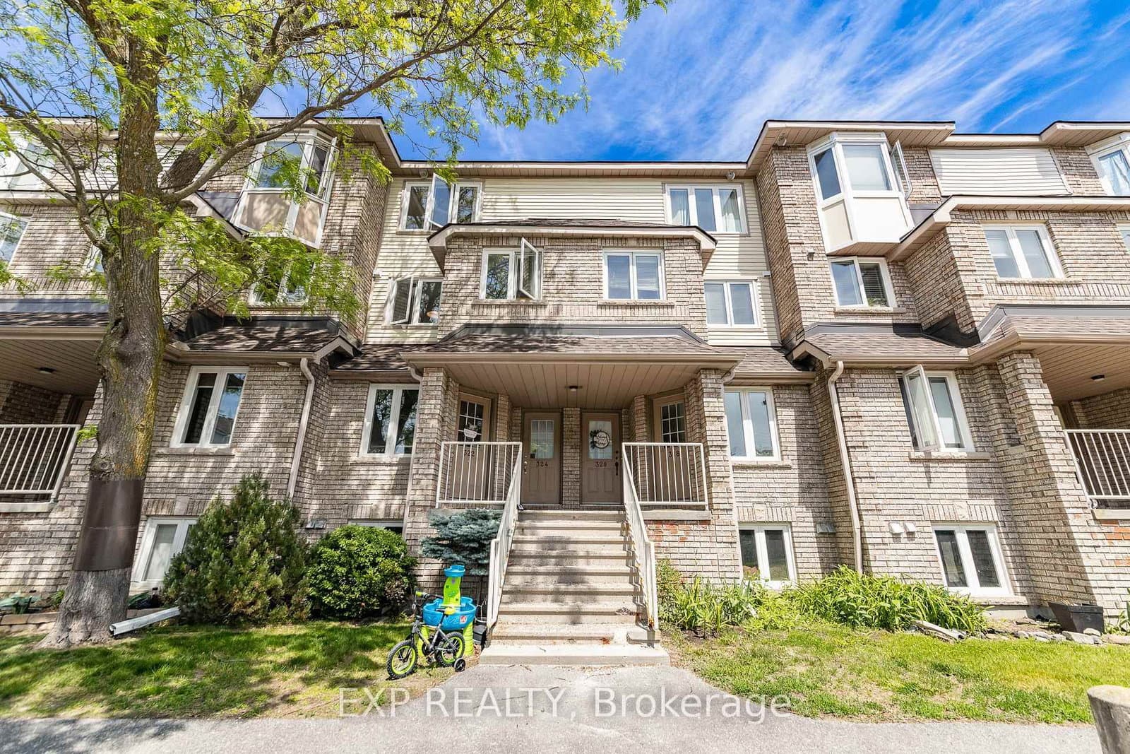 324 Briston Private, Ottawa, ON — photo 2
