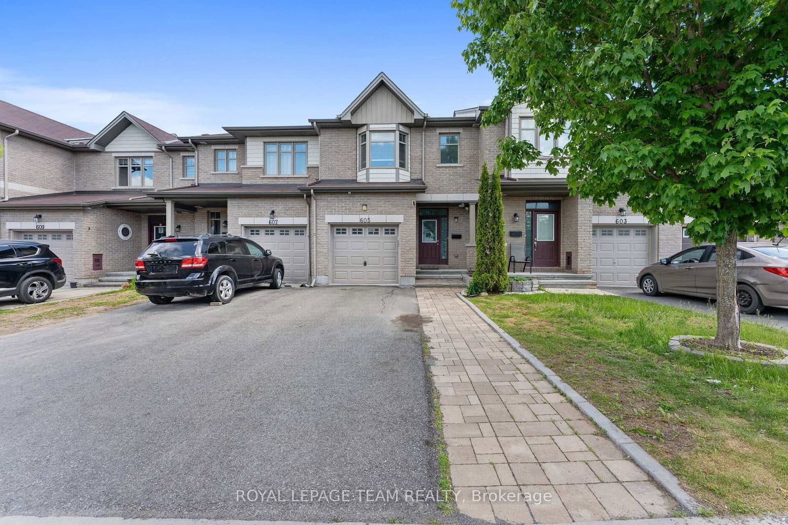 605 Sunburst Street, Ottawa, ON