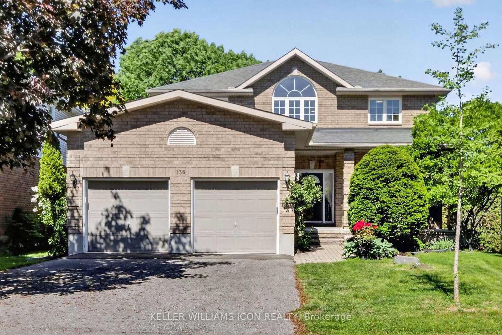 136 Shaughnessy Crescent, Ottawa, ON
