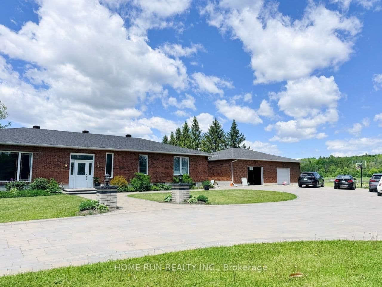 5705 Flag Station Road, Ottawa, ON