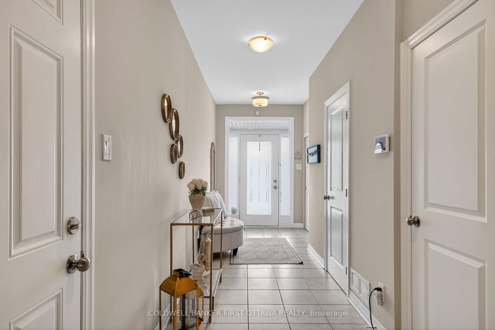 906 LITTLEROCK Street, Ottawa, ON — photo 3
