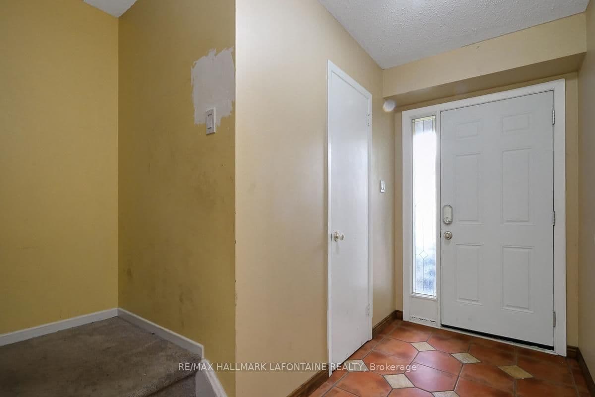 39 - 3145 Olympic Way, Ottawa, ON — photo 3