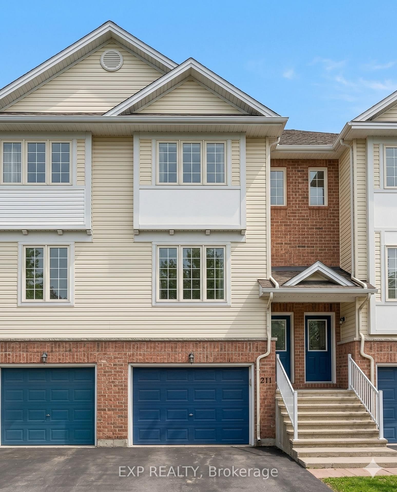 211 Gershwin Private, Ottawa, ON — photo 2