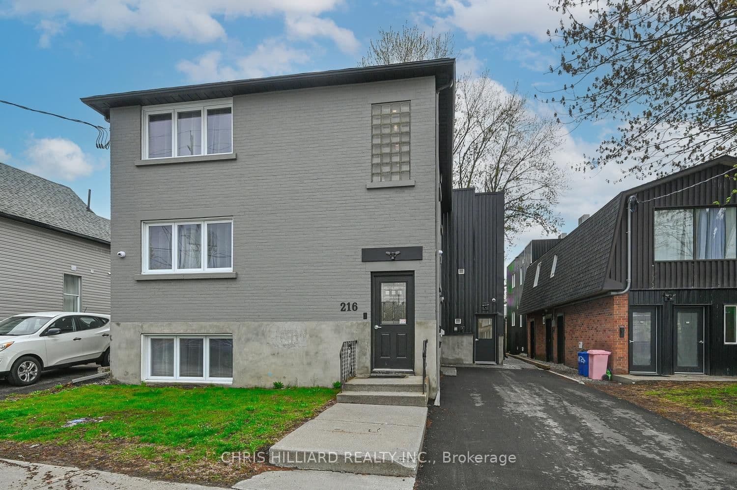 216 Mcarthur Avenue, Ottawa, ON