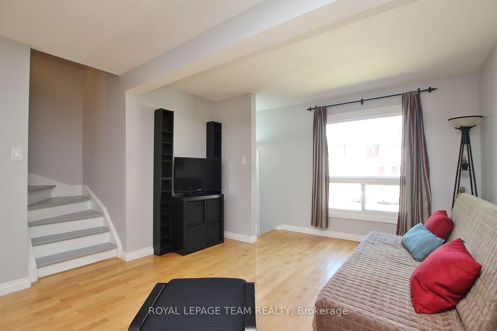90 - 3400 Paul Anka Drive, Ottawa, ON — photo 3