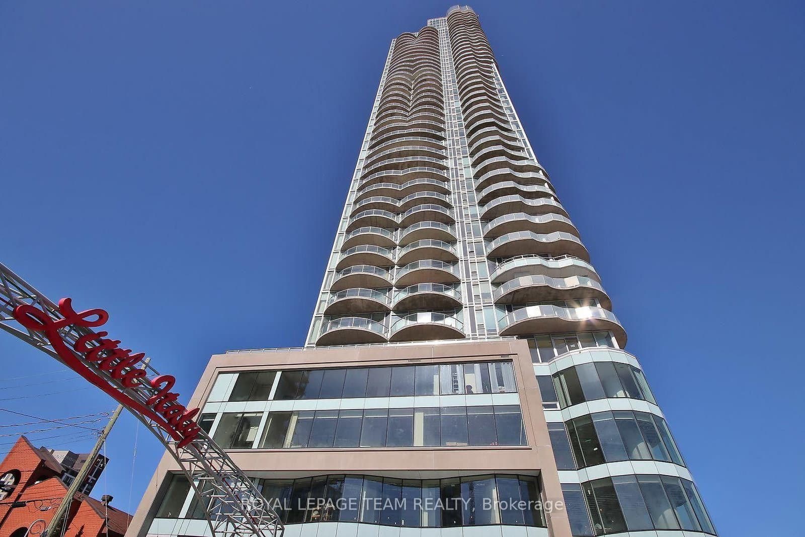 1508 - 805 Carling Avenue, Ottawa, ON