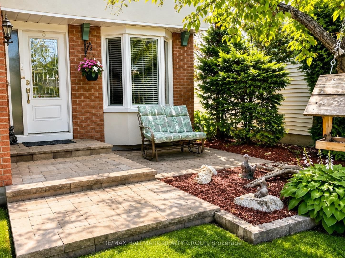 6352 Long Bow Gate, Orleans, ON — photo 2