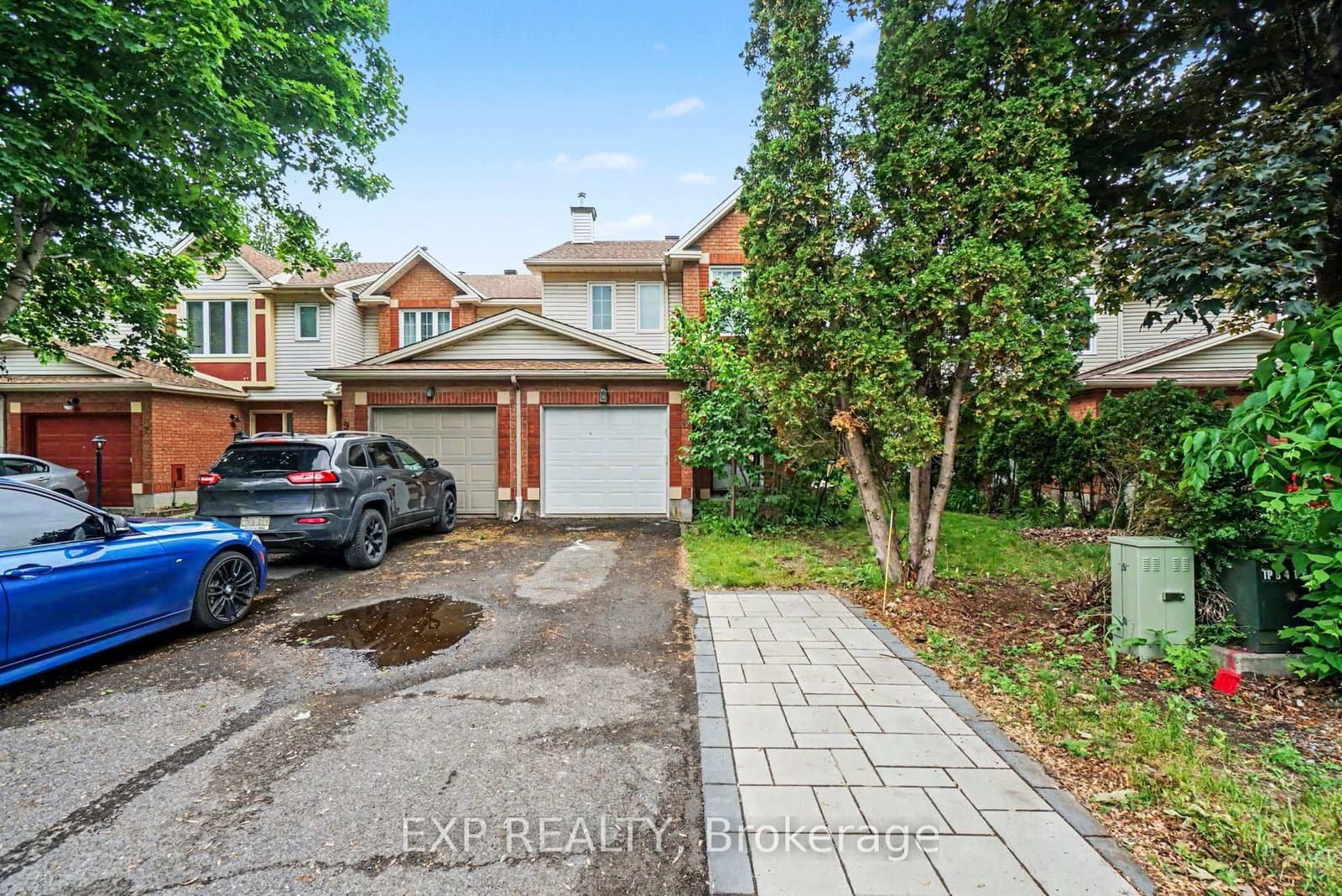 11 Longshire Circle, Ottawa, ON