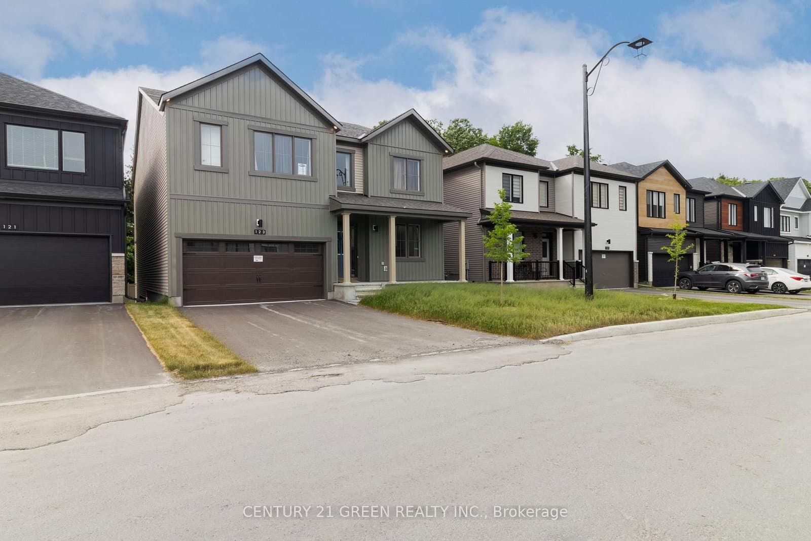 123 Tonic Crescent, Ottawa, ON — photo 3