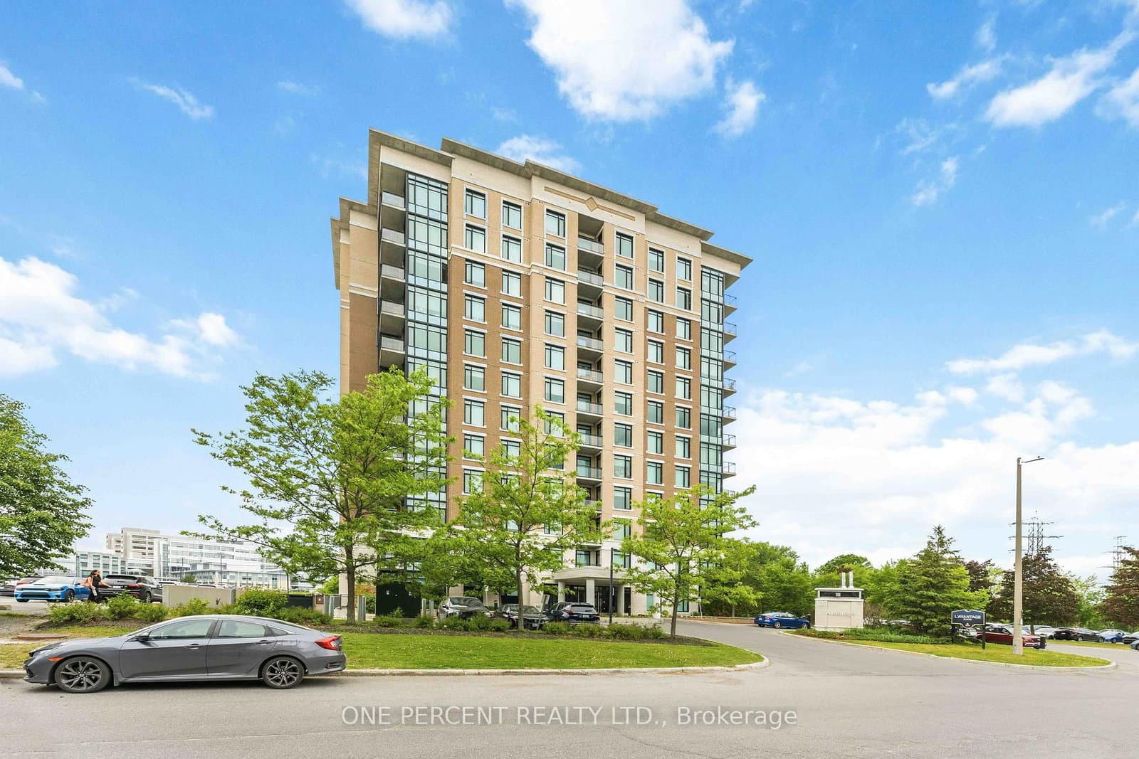 201 - 100 ROGER GUINDON Avenue, Ottawa, ON