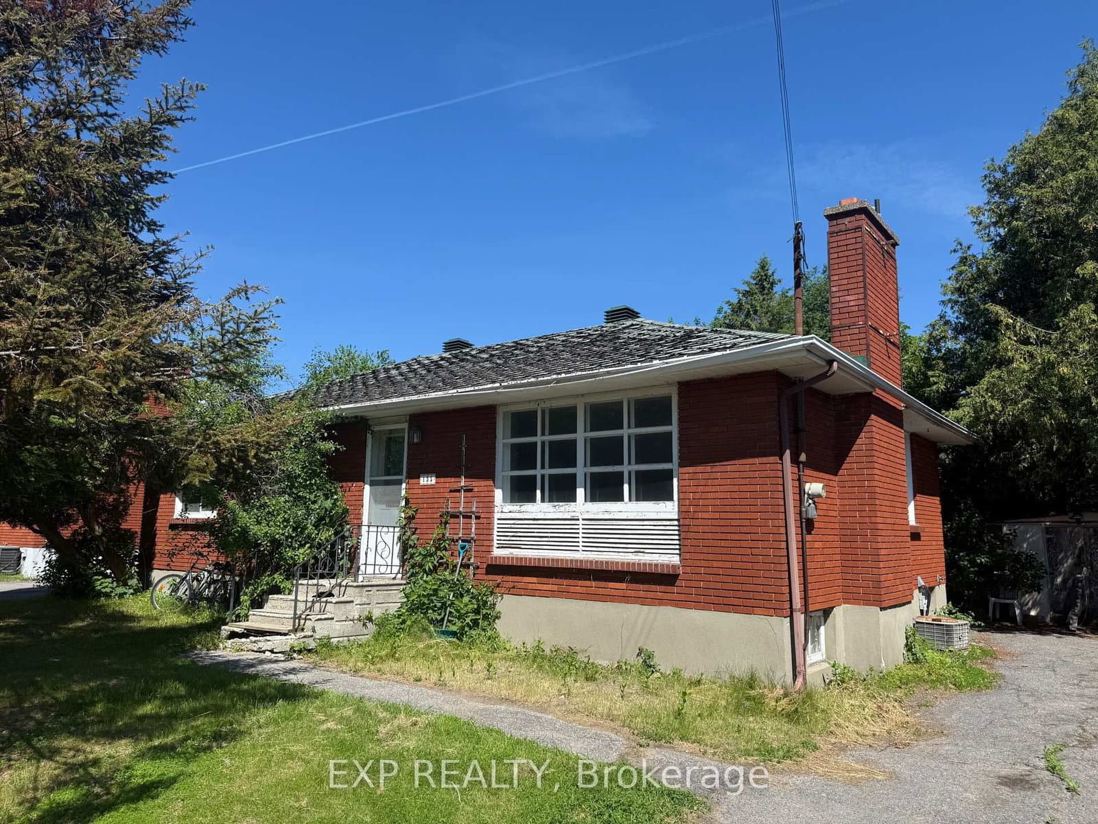 135 OAKRIDGE Boulevard, Ottawa, ON