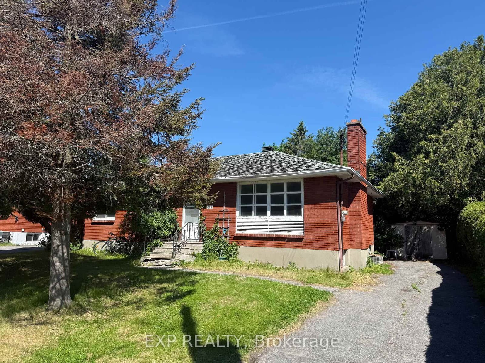 135 OAKRIDGE Boulevard, Ottawa, ON — photo 2