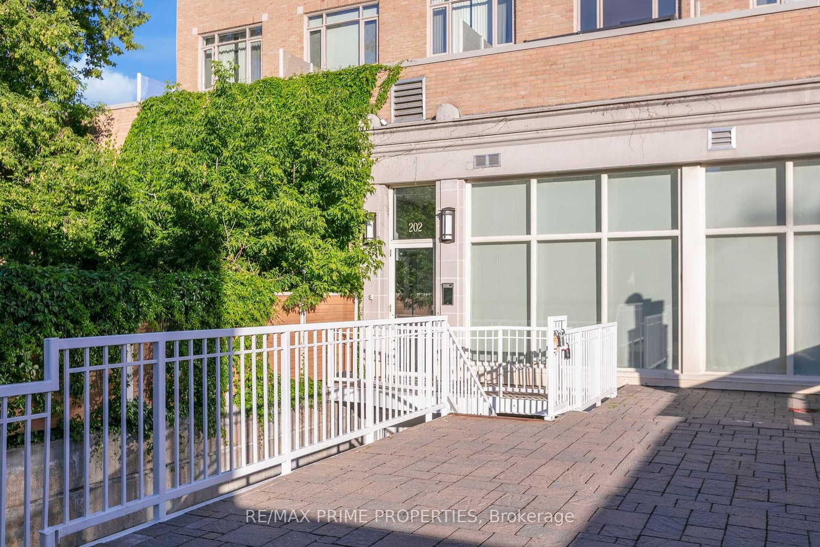 10 - 202 ST PATRICK Street, Ottawa, ON